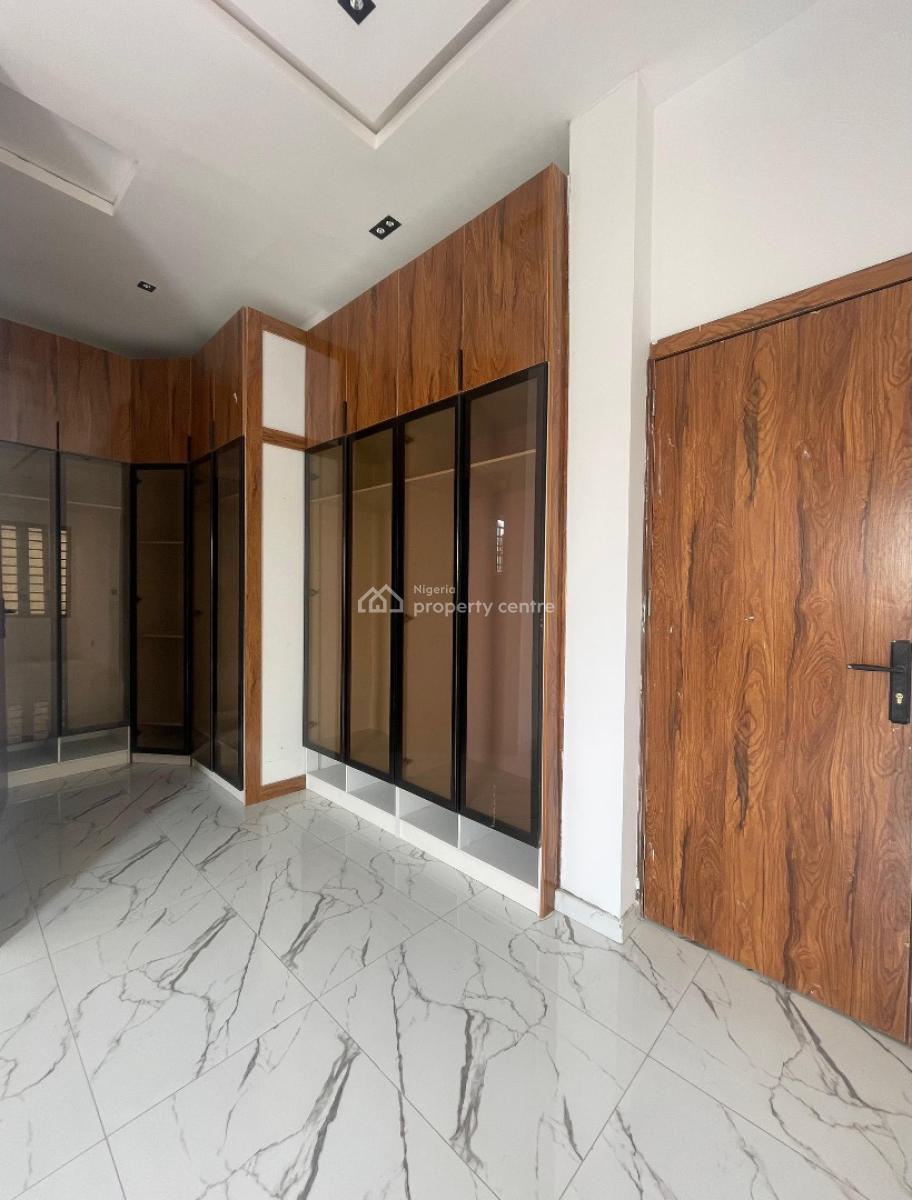 4 Bedroom Fully Detached Duplex with Ample Parking Space & Bq, Ajah, Lagos, Detached Duplex for Sale
