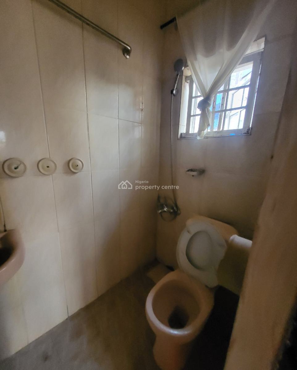 Luxurious Massive 1 Bedroom Flat, By American Int’l School, Durumi, Abuja, Flat / Apartment for Rent