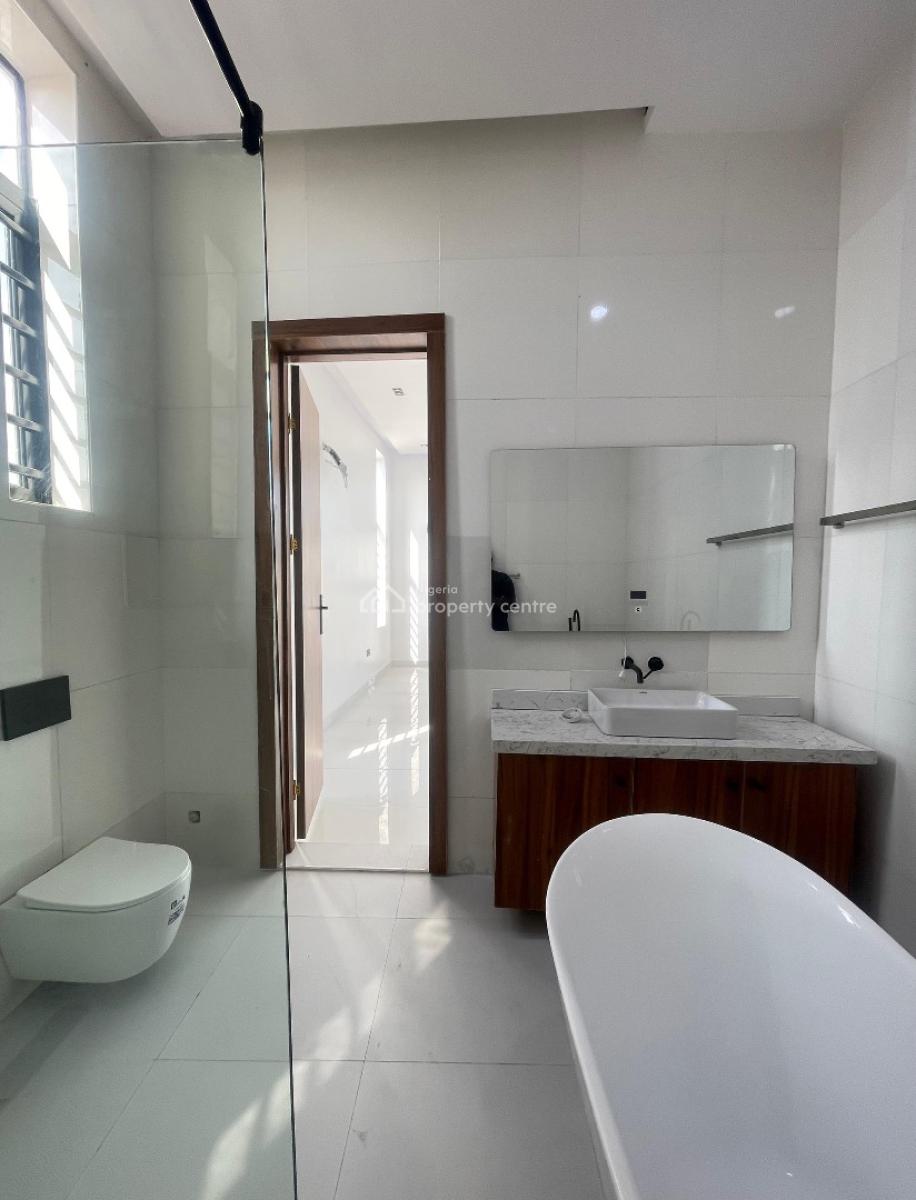 Classy 5 Bedroom Fully Detached Duplex with Bq & Swimming Pool, Ajah, Lagos, Detached Duplex for Sale