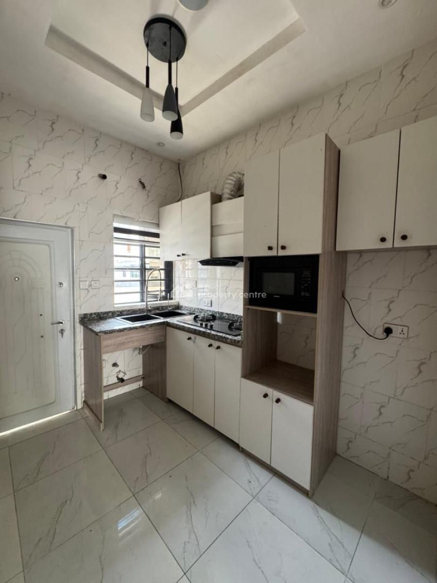 Well Built 2 Bedroom Terrace Duplex, Orchid Road, Lekki, Lagos, Terraced Duplex for Rent