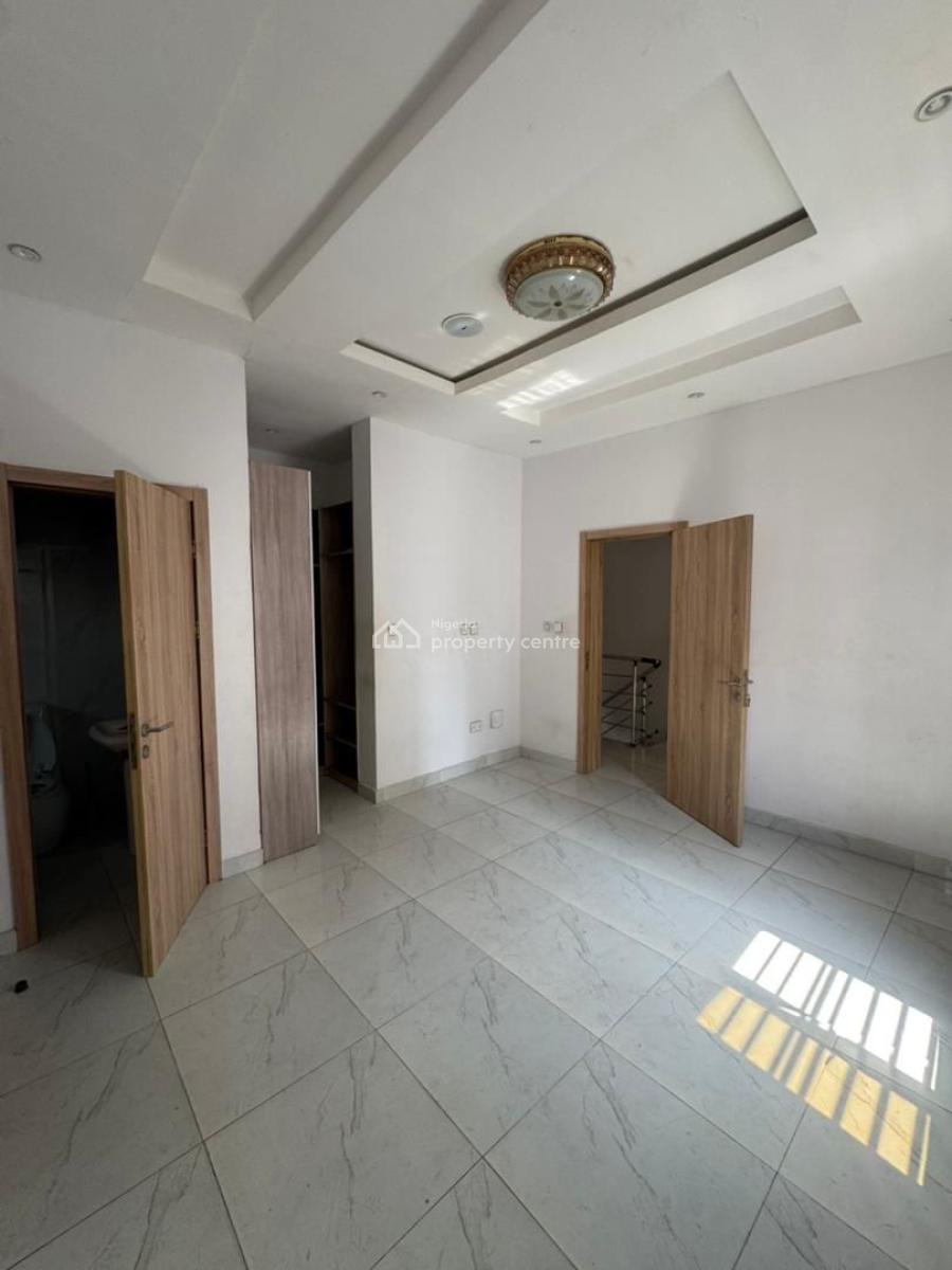 Well Built 2 Bedroom Terrace Duplex, Orchid Road, Lekki, Lagos, Terraced Duplex for Rent