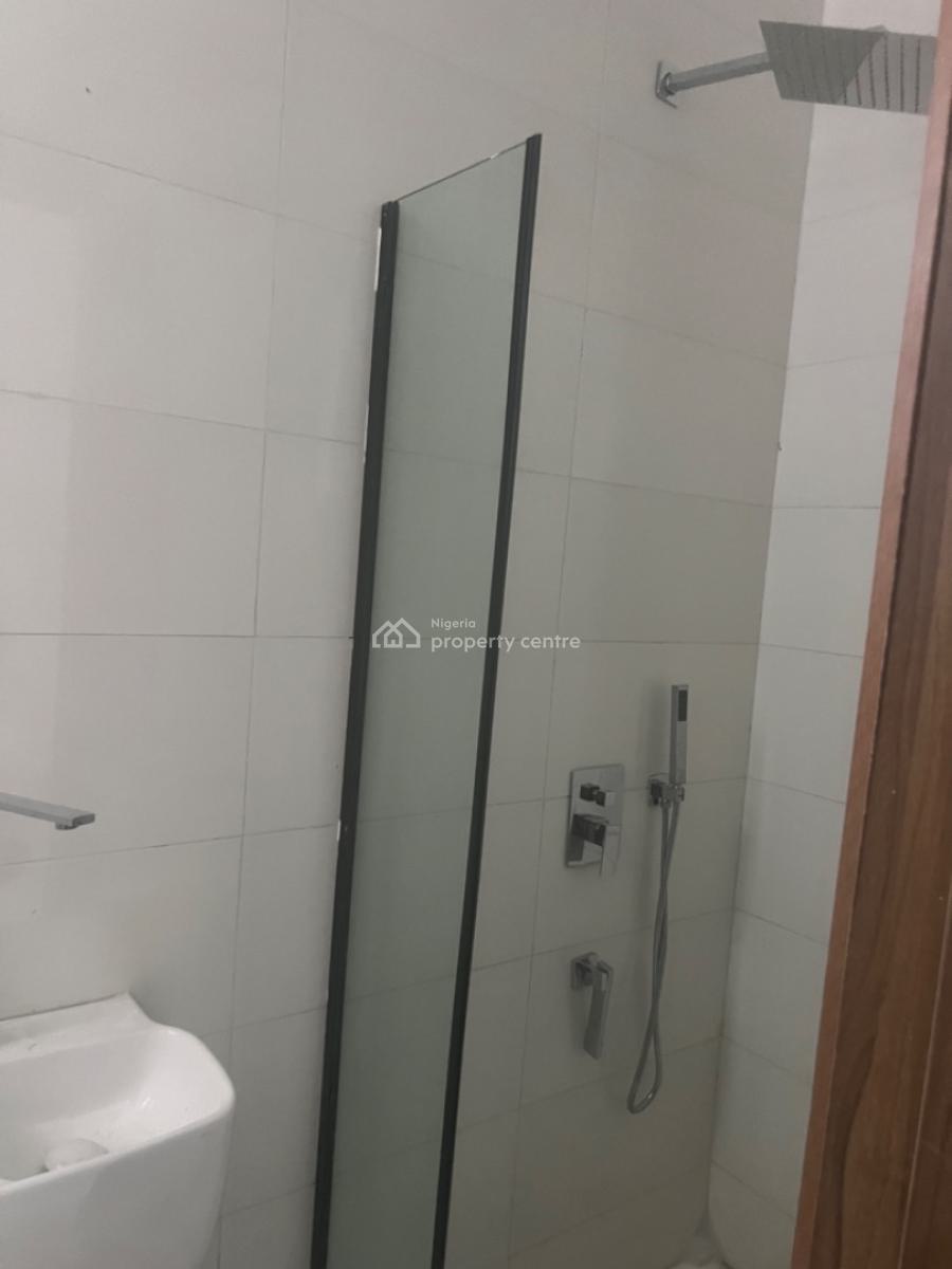 Newly Built 1 Bedroom Apartment with Swimming Pool, Elevator & Gym, Lekki Phase 1, Lekki, Lagos, Mini Flat (room and Parlour) for Sale