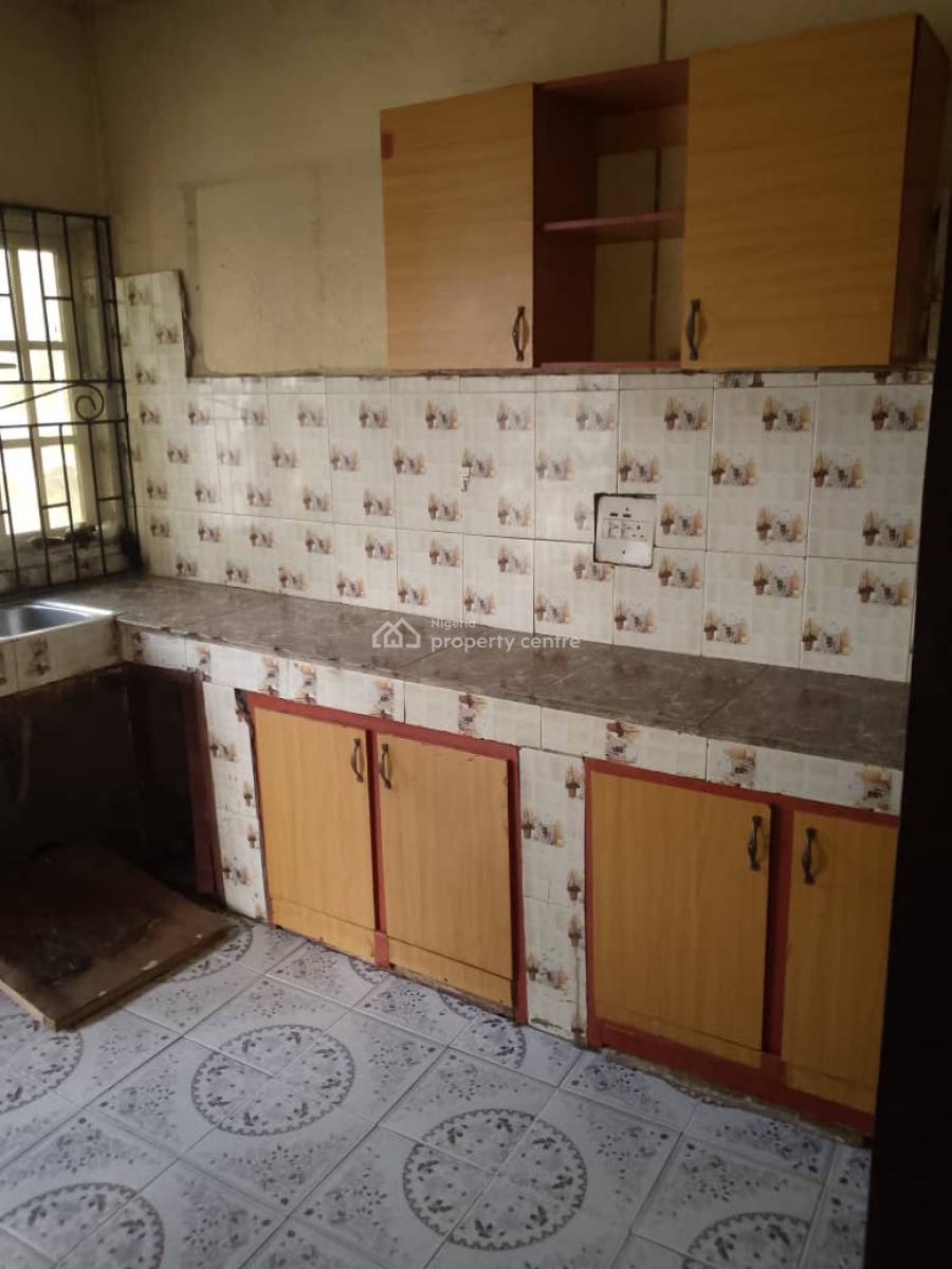 Luxurious 3 Bedroom Flat Upstair Close to Express, Onosa, Ibeju Lekki, Lagos, Flat / Apartment for Rent