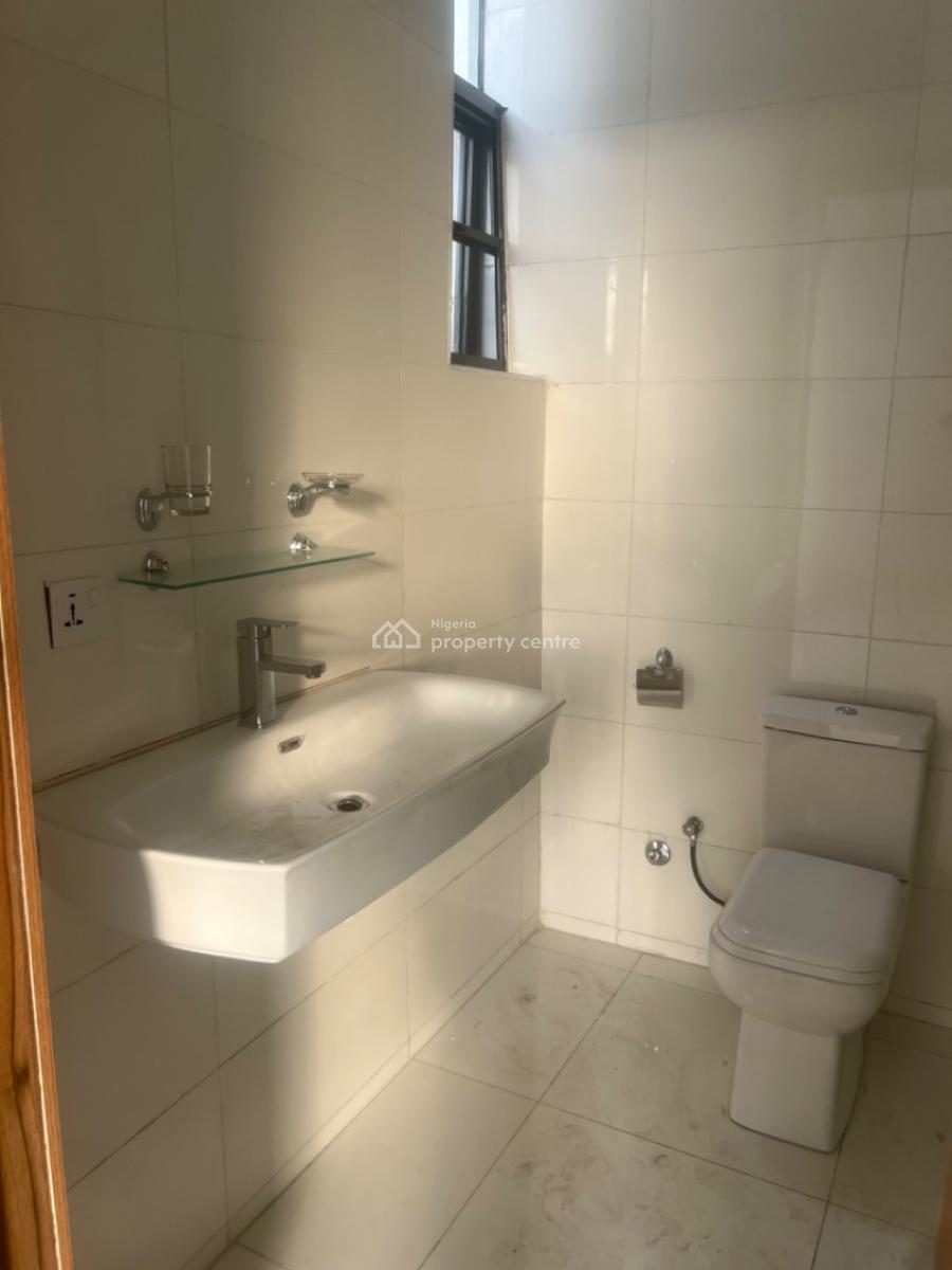 Contemporary 2 Bedroom Apartment with Elevator , Pool & Gym ️, Lekki Phase 1, Lekki, Lagos, Flat / Apartment for Sale