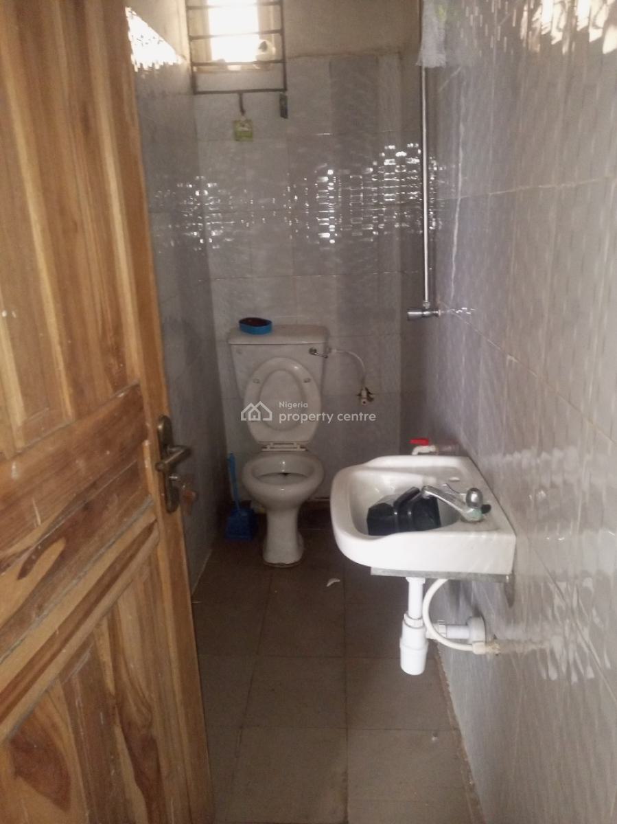 2 Bedroom Flat, Obawole, Ifako-ijaiye, Lagos, House for Rent