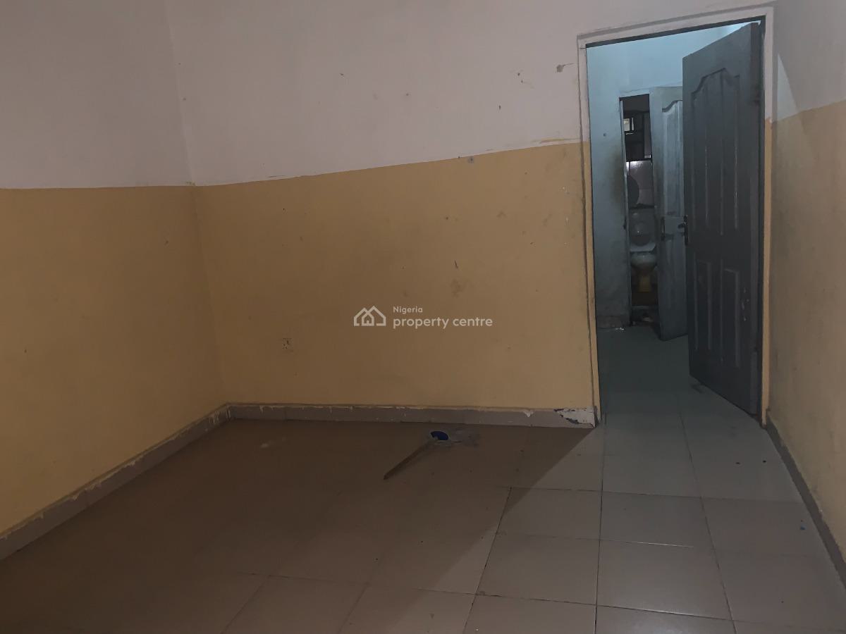 Mini Flat Upstairs, Abijo Gra, Ajah, Lagos, Mini Flat (room and Parlour) for Rent