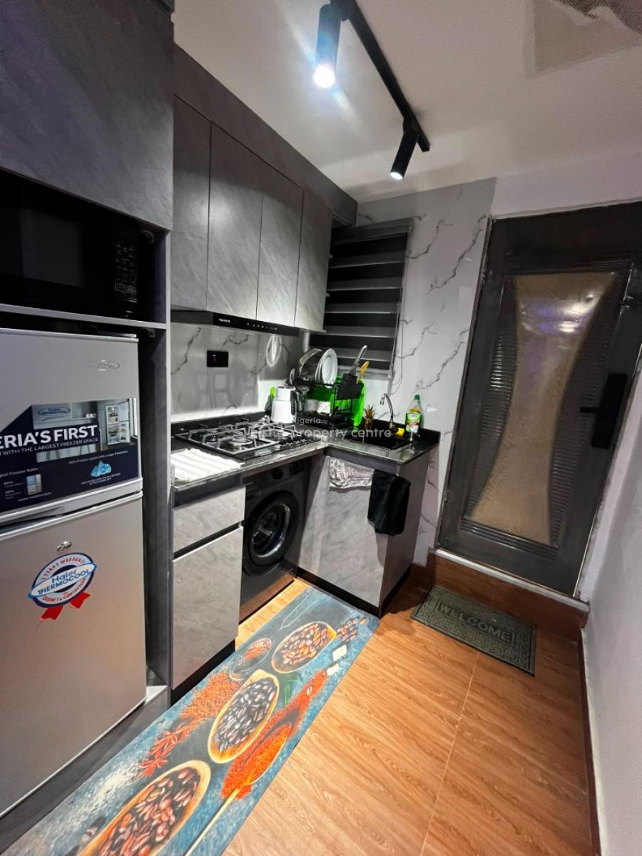 Luxe 1 Bedroom Mini Flat with 2 Toilets, Ladoke, Ikeja Gra, Ikeja, Lagos, Mini Flat (room and Parlour) Short Let