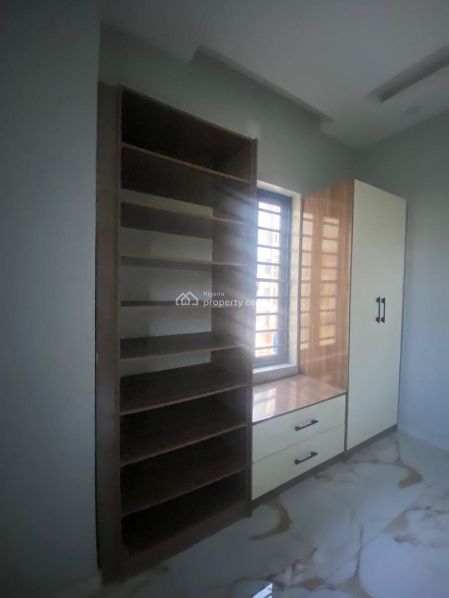 Newly Built 2 Bedroom Apartment, Lekki Phase 1, Lekki, Lagos, Flat / Apartment for Rent