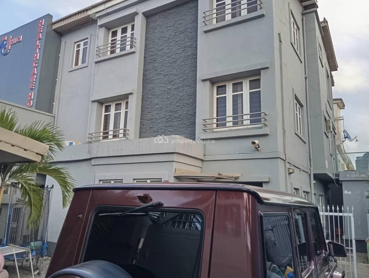 Good Value 4 Bedroom Semi Detached Duplex with Bq, Lekki Phase 1, Lekki, Lagos, Semi-detached Duplex for Rent