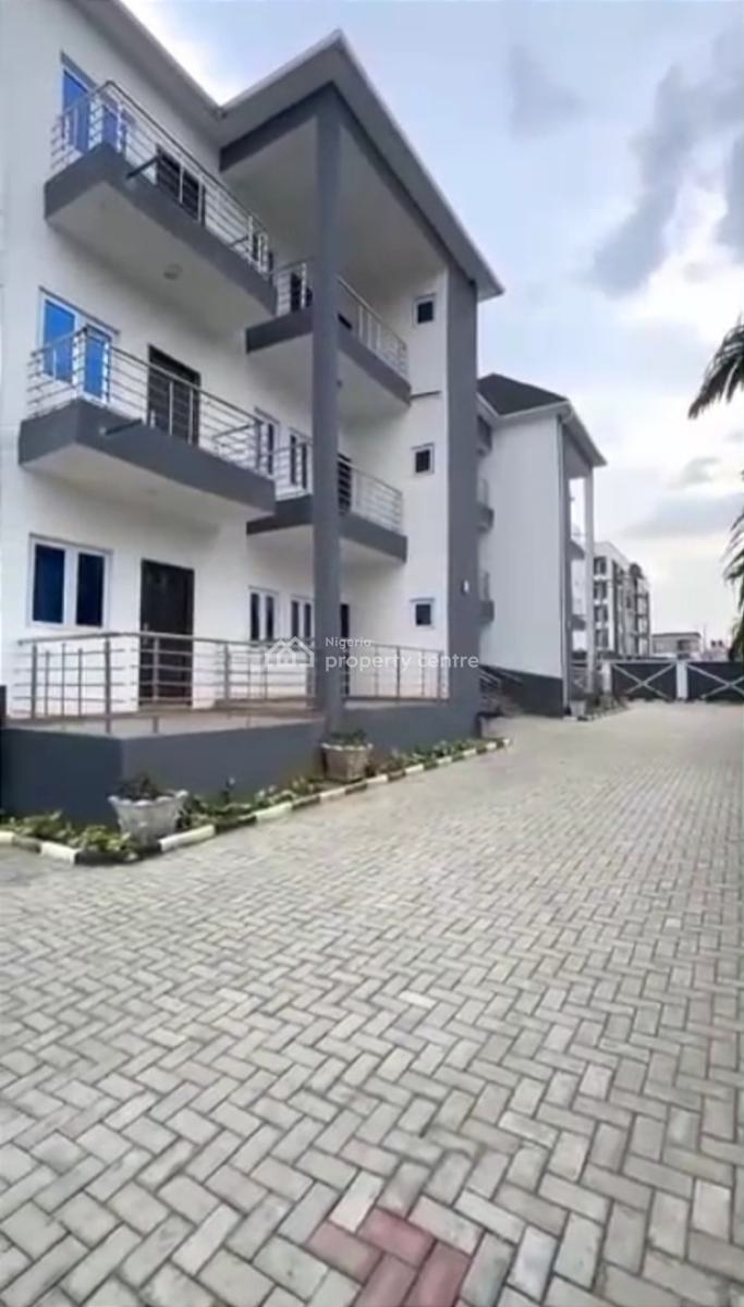 2 Bedrooms Flat, By Gilmore, Tarred Road, Jahi, Abuja, Flat / Apartment for Rent