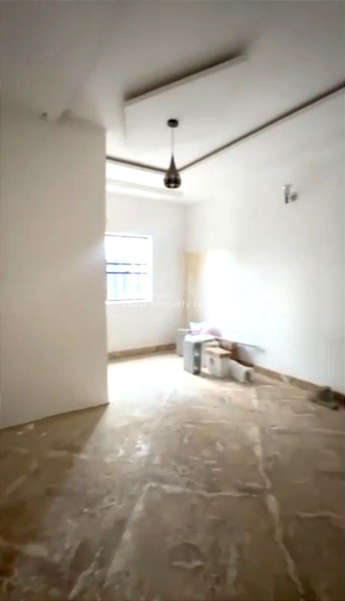 2 Bedrooms Flat, By Gilmore, Tarred Road, Jahi, Abuja, Flat / Apartment for Rent