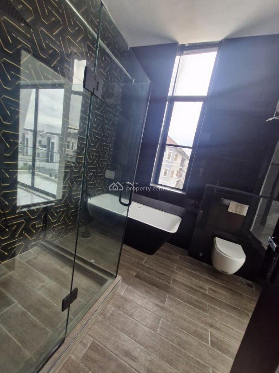 4 Bed Fully Detach with Pool, Lagos, Lekki, Lagos, Detached Duplex for Sale