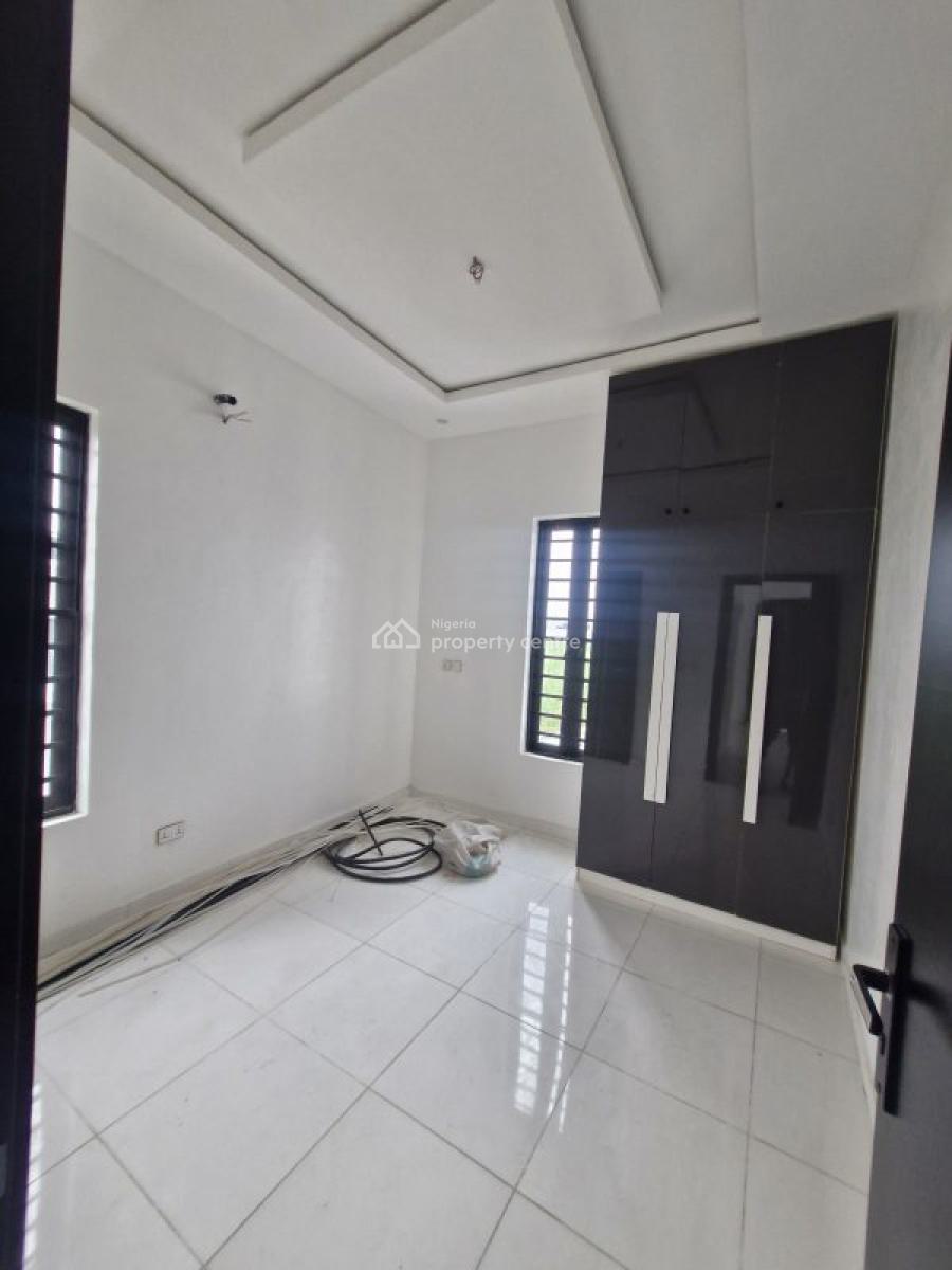 4 Bed Fully Detach with Pool, Lagos, Lekki, Lagos, Detached Duplex for Sale