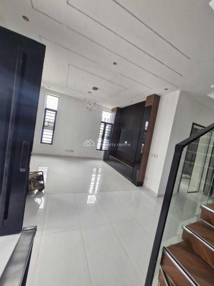 4 Bed Fully Detach with Pool, Lagos, Lekki, Lagos, Detached Duplex for Sale