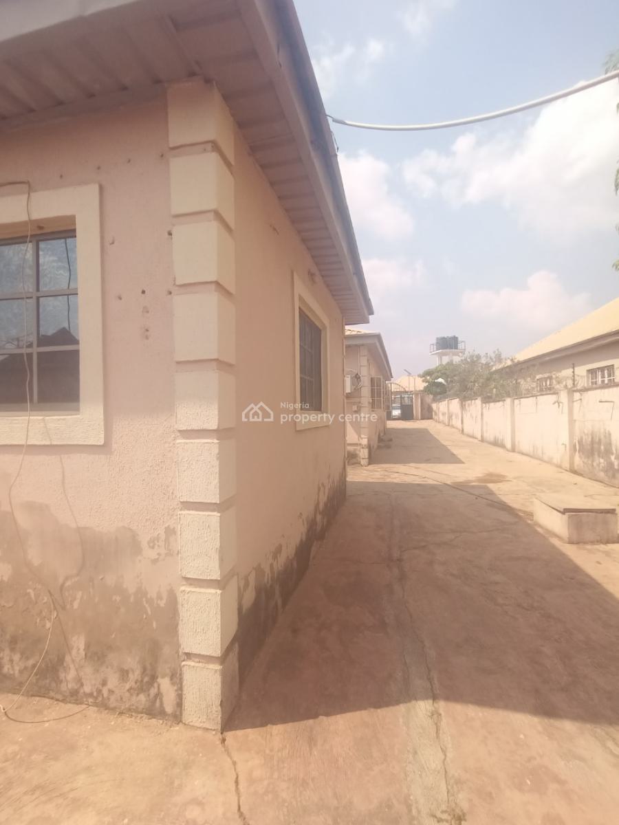 Room Self-contained, Beside Sunnyvale Estate Galadimawa, Galadimawa, Abuja, Self Contain (single Rooms) for Rent