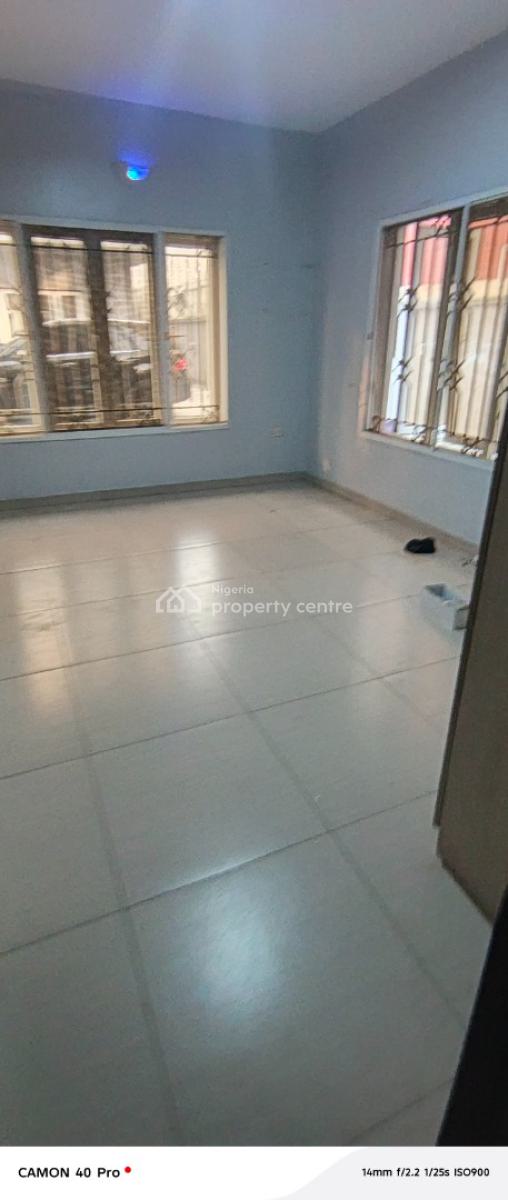 Semi Master Room Shared Apartment, Osapa London, Lekki Phase 1, Lekki, Lagos, Self Contain (single Rooms) for Rent