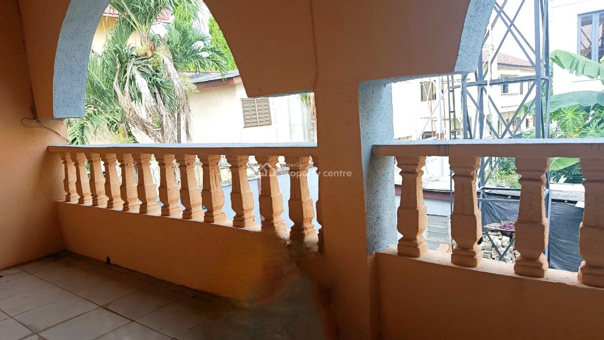 Newly Renovated 3 Bedroom Flat, Upstairs, Off Emmanuel Keshi, Gra Phase 2, Magodo, Lagos, Flat / Apartment for Rent
