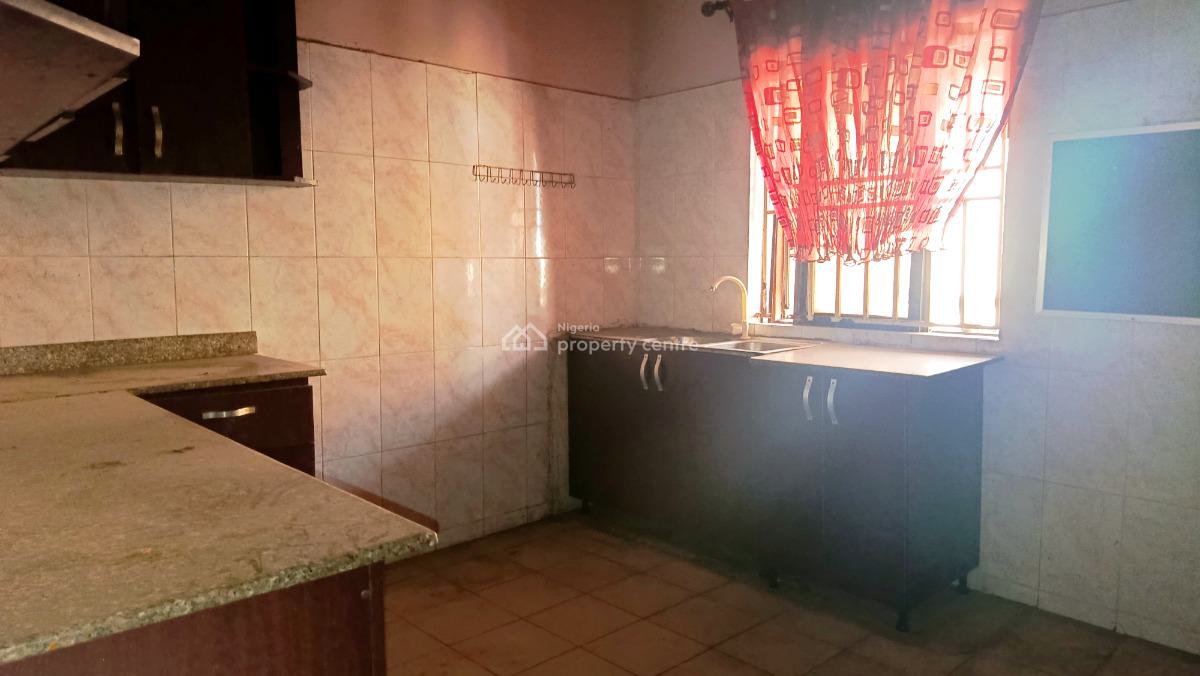 Newly Renovated 3 Bedroom Flat, Upstairs, Off Emmanuel Keshi, Gra Phase 2, Magodo, Lagos, Flat / Apartment for Rent