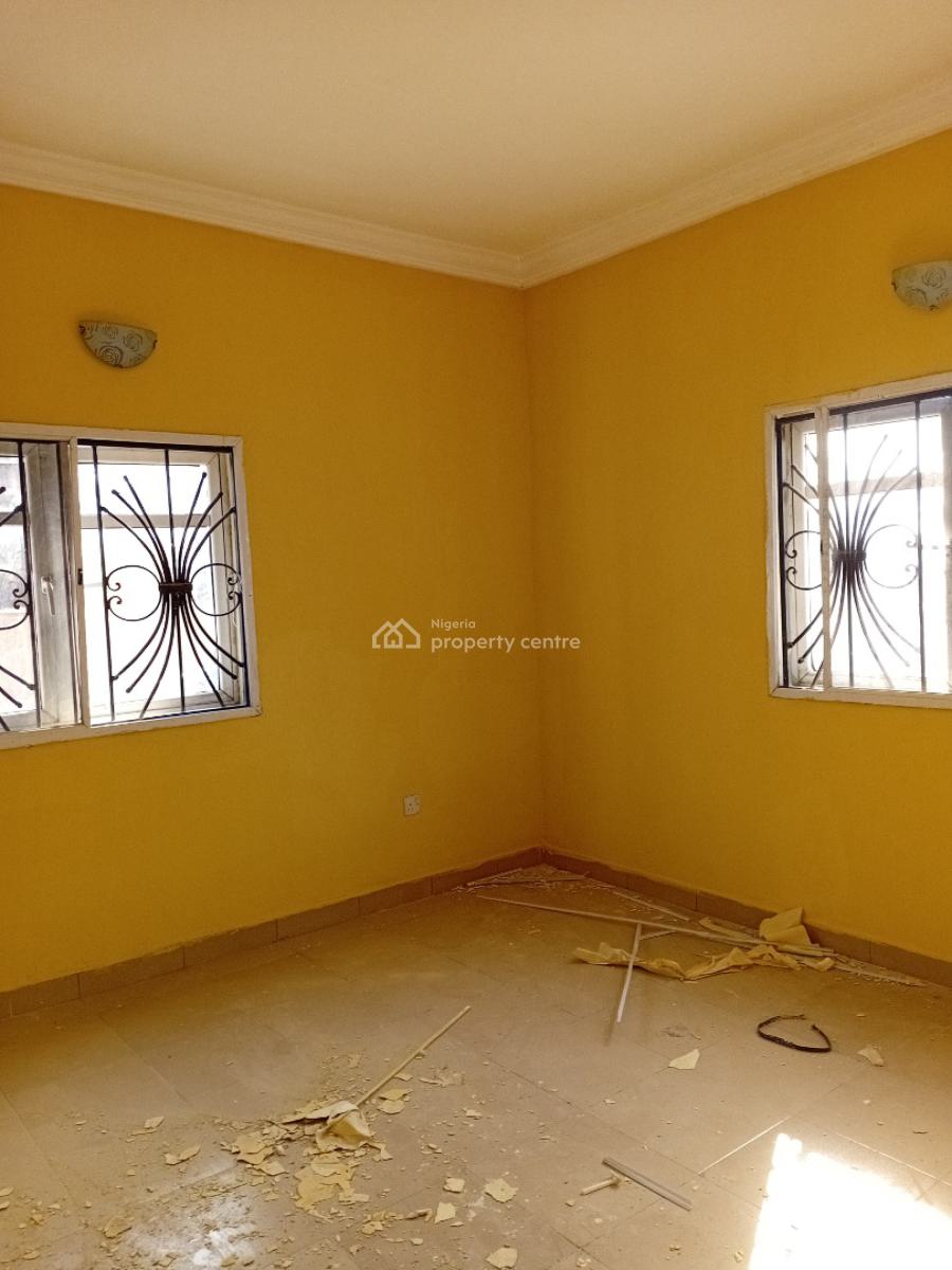 King Sized 3-bedroom Flat (down Unit), Mobil Road, Ajah, Lekki, Lagos, Flat / Apartment for Rent