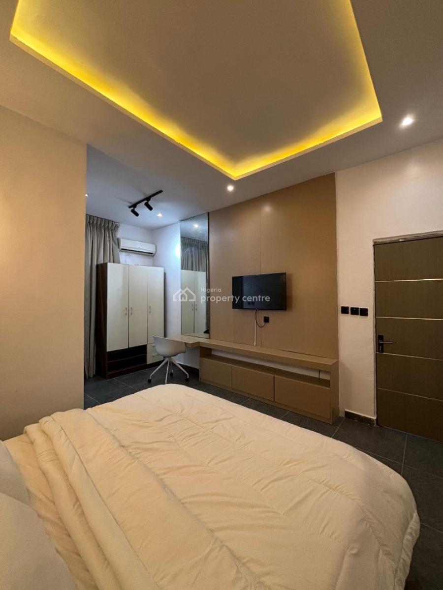a Luxury One Bedroom Apartment with 24 Hours Electricity and Security, Lekki Phase 1, Lekki, Lagos, Mini Flat (room and Parlour) Short Let