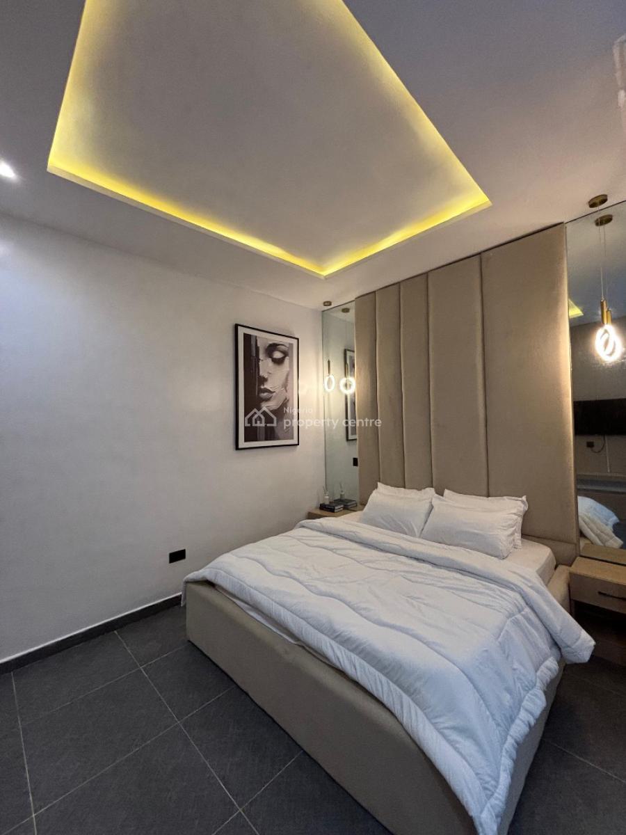 a Luxury One Bedroom Apartment with 24 Hours Electricity and Security, Lekki Phase 1, Lekki, Lagos, Mini Flat (room and Parlour) Short Let