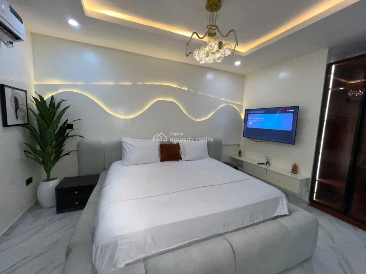 a Luxury 2 Bedroom Apartment in a Secured Estate, Off Freedom Way, Lekki Phase 1, Lekki, Lagos, Flat / Apartment Short Let