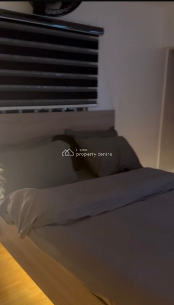 a Luxury Monthly Studio Apartment with Fridge, Tv, Ac, Bed, Waterheate, Yaba, Lagos, Self Contain (single Rooms) for Rent