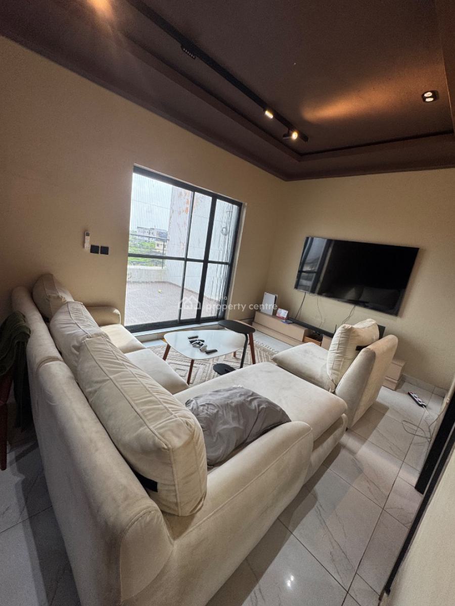 Spacious and Luxurious 1 Bedroom Airbnb Apartment Available for Bookin, Lekki Scheme 2, Off Ogombo Road, By Abraham Adesanya, Ajah Lagos, Ajah, Lagos, Mini Flat (room and Parlour) Short Let