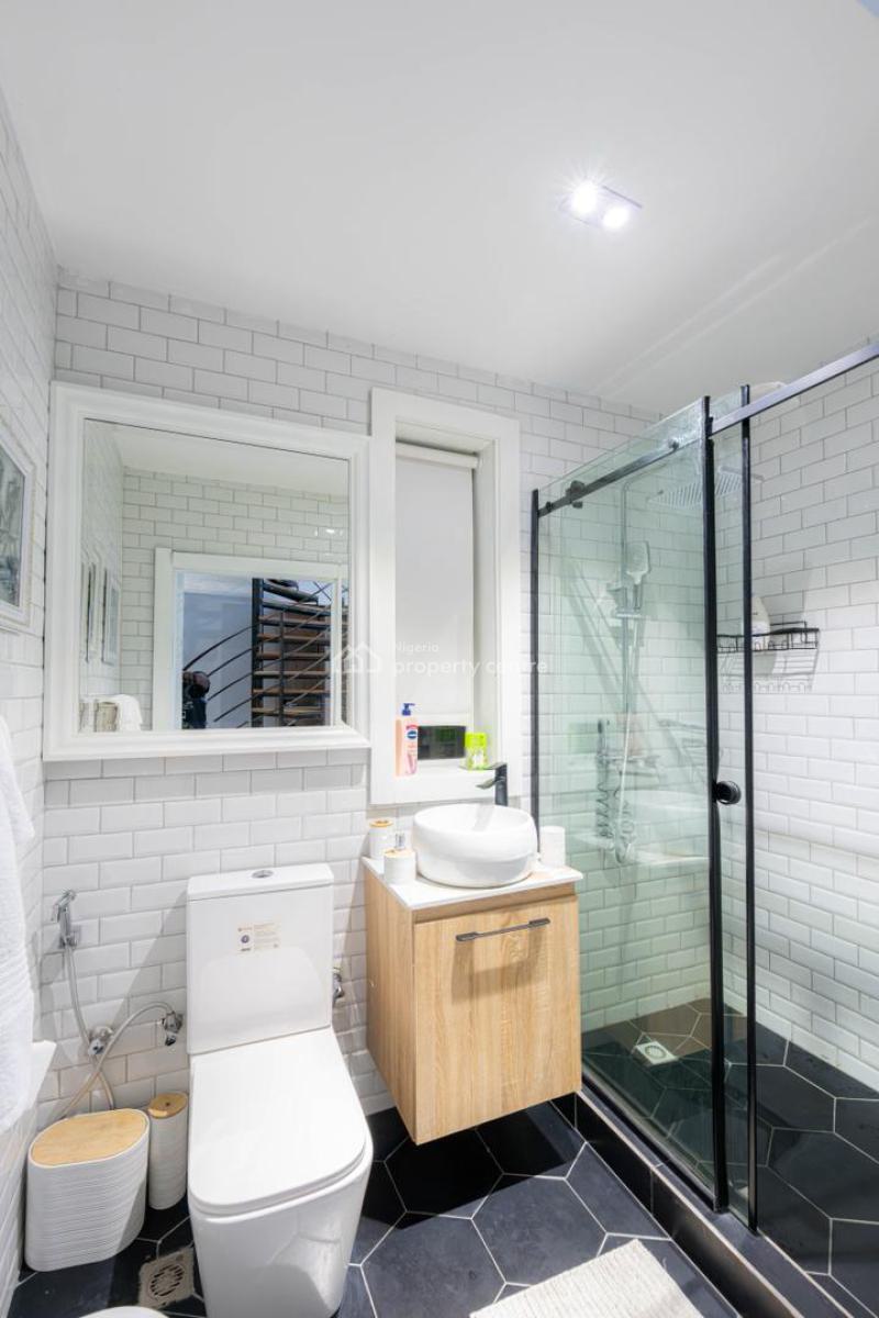 2 Bedroom Apartment, Admirality, Lekki Phase 1, Lekki, Lagos, Flat / Apartment Short Let