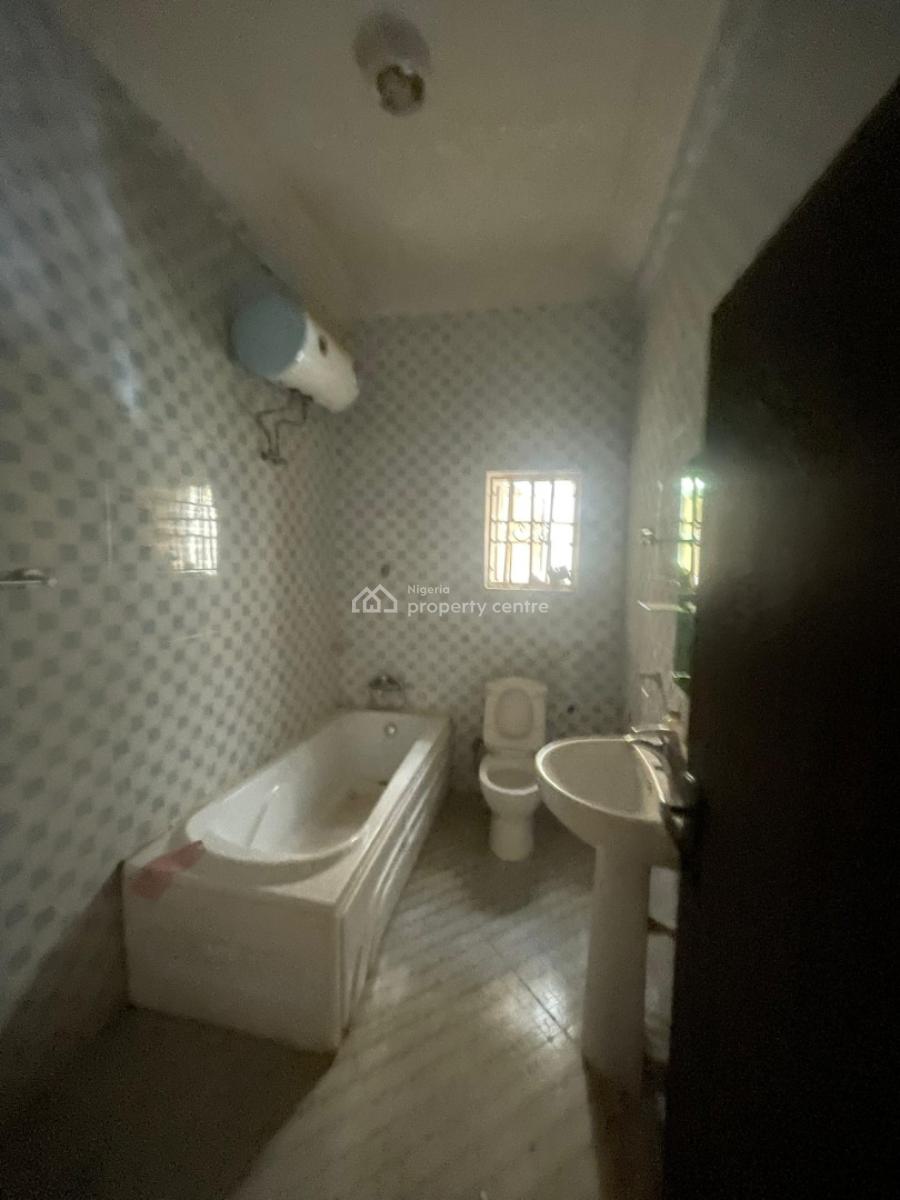 Well Finished Three Bedroom Flat on The First Floor, Gishiri By Nicon Junction, Katampe, Abuja, Flat / Apartment for Rent