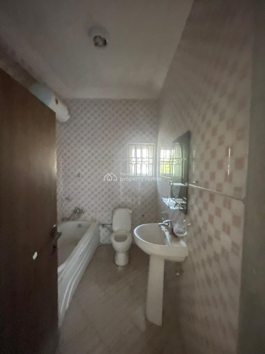 Well Finished Three Bedroom Flat on The First Floor, Gishiri By Nicon Junction, Katampe, Abuja, Flat / Apartment for Rent