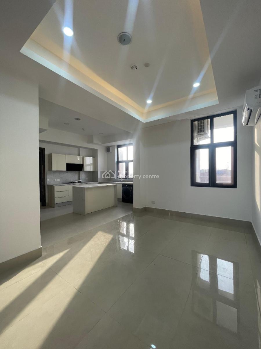 Luxurious 3 Bedroom Penthouse with Bq,  Pool, Gym and Elevator, Lekki Phase 1, Lekki, Lagos, Flat / Apartment for Sale