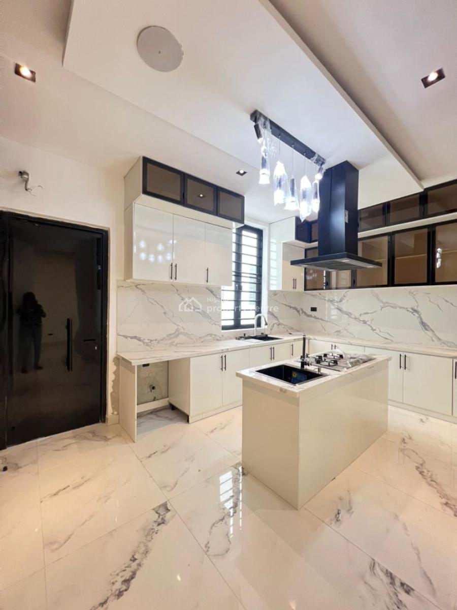 Elegantly Built 5 Bedroom Fully Detached Home with Swimming Pool,, Lekki Phase 1, Lekki, Lagos, Detached Duplex for Sale