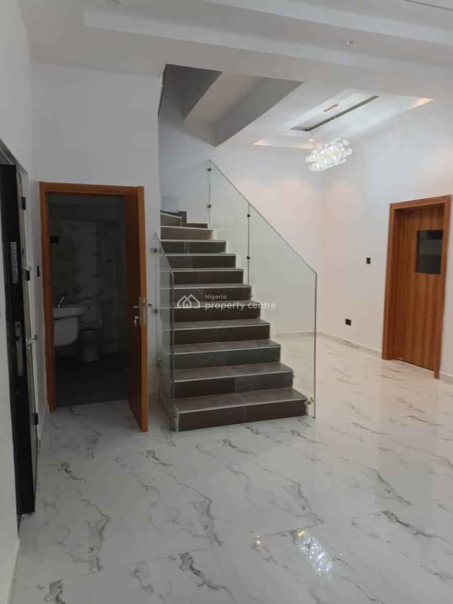 Super Distressed of 4-bedroom Terrace, Orchid Road Before Roundabout, Lekki, Lagos, Terraced Duplex for Sale