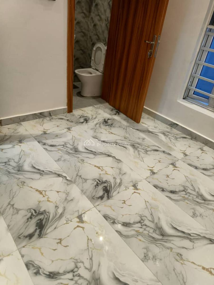 Super Distressed of 4-bedroom Terrace, Orchid Road Before Roundabout, Lekki, Lagos, Terraced Duplex for Sale