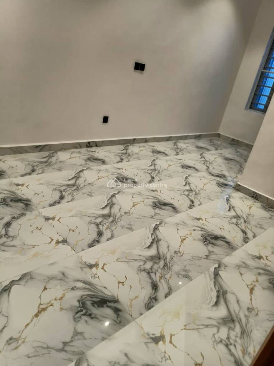 Super Distressed of 4-bedroom Terrace, Orchid Road Before Roundabout, Lekki, Lagos, Terraced Duplex for Sale