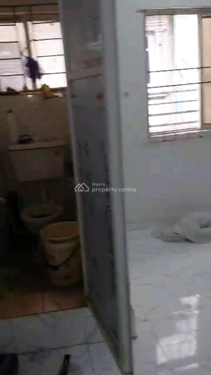 Standard and Executive Miniflat, Apapa Road, Costain, Yaba, Lagos, Mini Flat (room and Parlour) for Rent