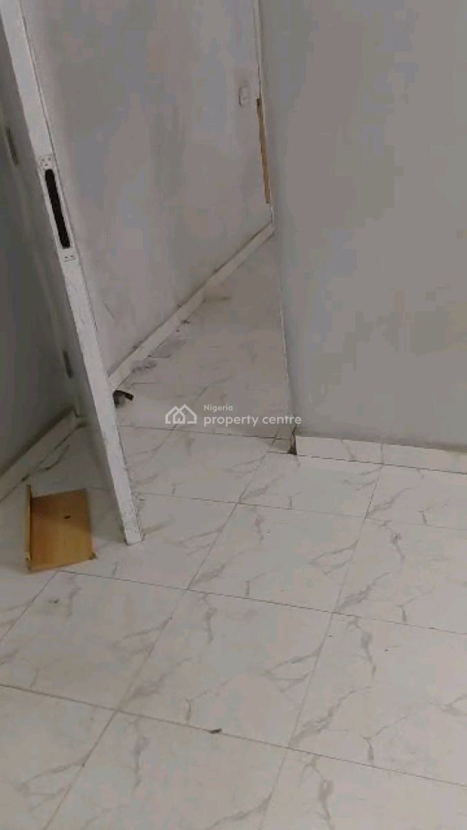 Standard and Executive Miniflat, Apapa Road, Costain, Yaba, Lagos, Mini Flat (room and Parlour) for Rent