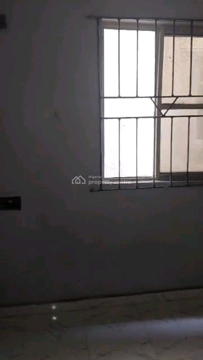 Standard and Executive Miniflat, Apapa Road, Costain, Yaba, Lagos, Mini Flat (room and Parlour) for Rent