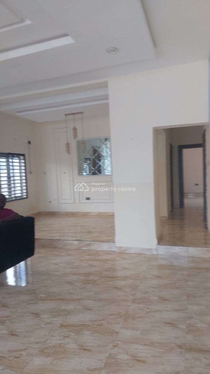 a Standard 2bedroom Flat Is Available, Country Home Estate, Sabon Lugbe, Airport Road, Abuja, Lugbe District, Abuja, Flat / Apartment for Rent