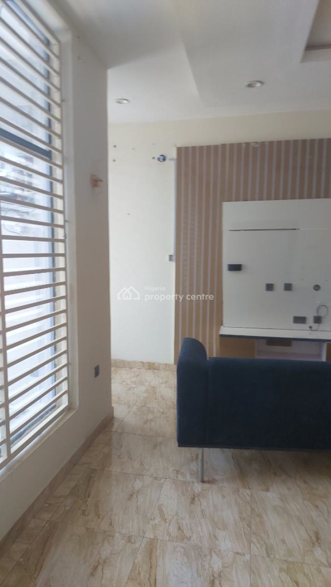 a Standard 2bedroom Flat Is Available, Country Home Estate, Sabon Lugbe, Airport Road, Abuja, Lugbe District, Abuja, Flat / Apartment for Rent