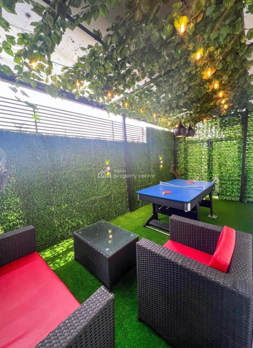 Luxury 2 Bed with Ps5, Snooker & Tennis, Lekki Phase 1, Lekki, Lagos, Flat / Apartment Short Let