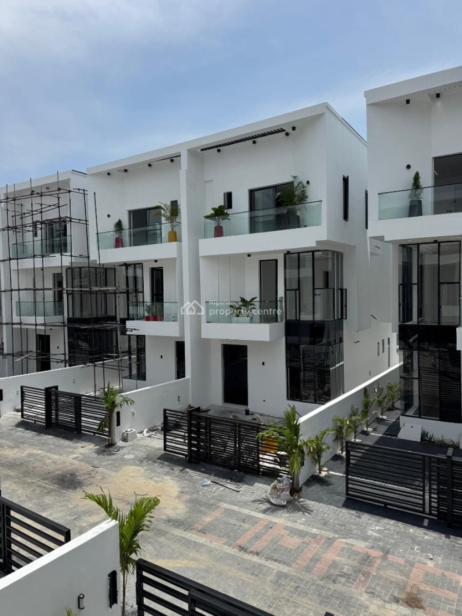 Spacious 4 Bedroom Semi-detached  Duplex with a Bq, Orchid Road, Lekki, Lagos, Semi-detached Duplex for Sale