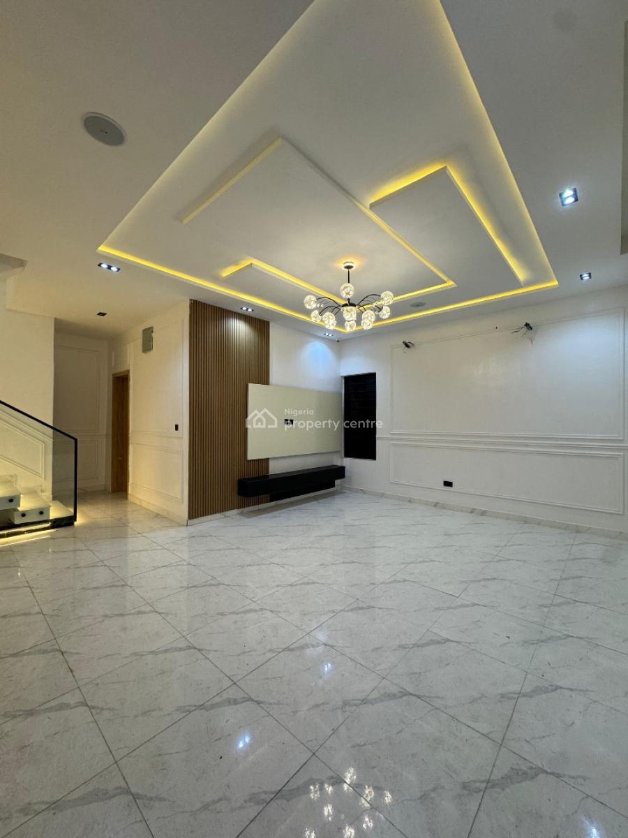 Masssive 4  Bedroom Semi-detached  Duplex with a Bq, Orchid Road, Lekki, Lagos, Semi-detached Duplex for Sale