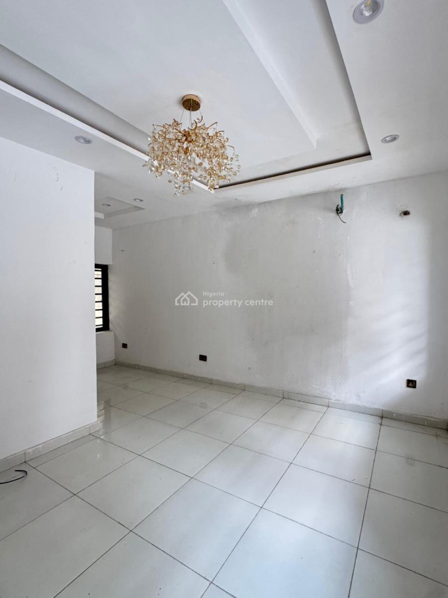 Spacious 2 Bedroom Duplex, Orchid Road, Lekki, Lagos, Terraced Duplex for Sale