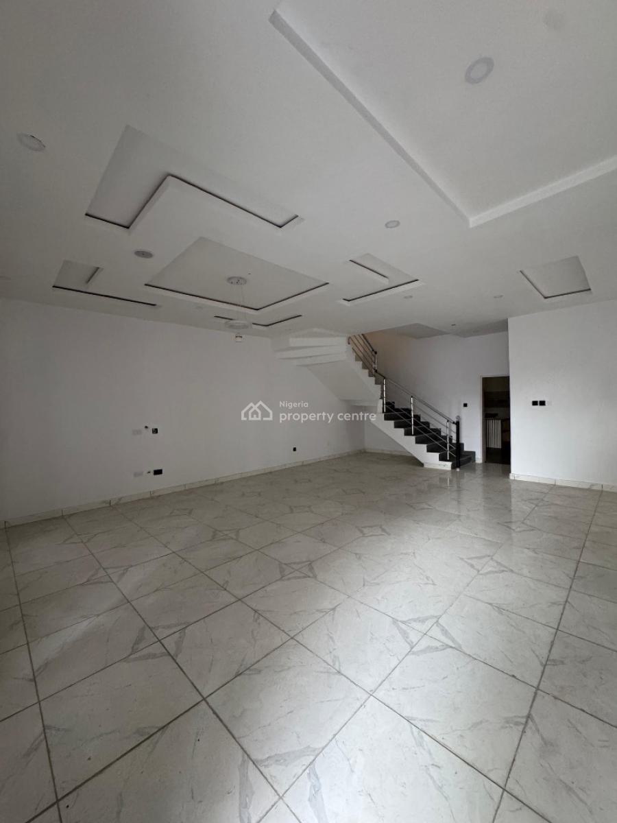 Masssive 4  Bedroom Semi-detached  Duplex with a Bq, Orchid Road, Lekki, Lagos, Semi-detached Duplex for Sale