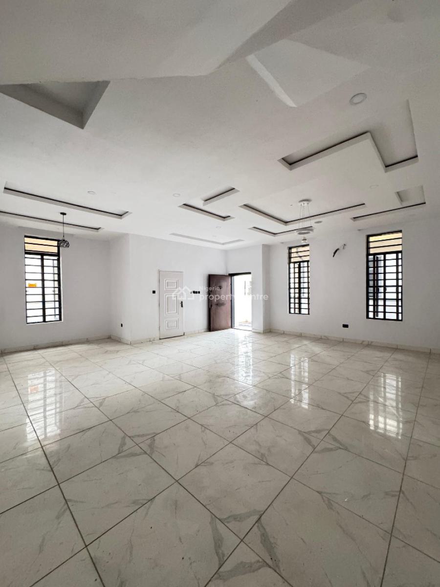 Masssive 4  Bedroom Semi-detached  Duplex with a Bq, Orchid Road, Lekki, Lagos, Semi-detached Duplex for Sale