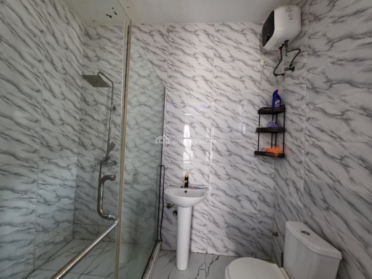 2 Bedroom Apartment, Orchid Road, Lekki, Lagos, Flat / Apartment for Rent