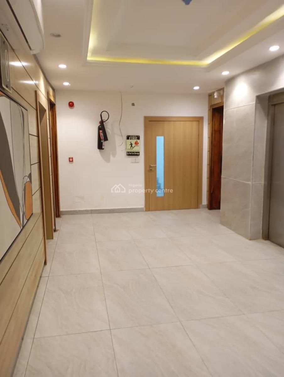3-bedroom Apartment, Periwinkle Estate, Lekki Phase 1, Lekki, Lagos, Flat / Apartment for Sale