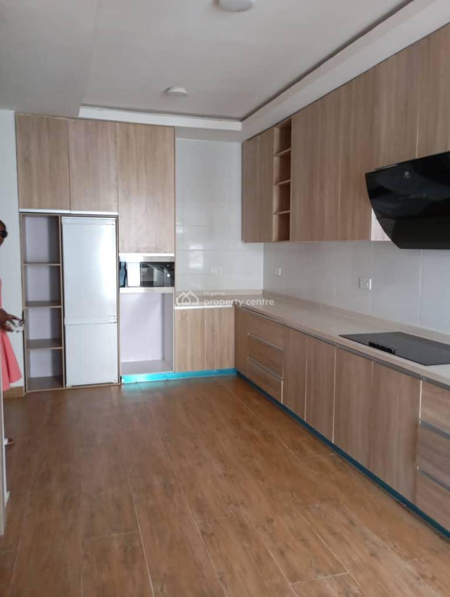 3-bedroom Apartment, Periwinkle Estate, Lekki Phase 1, Lekki, Lagos, Flat / Apartment for Sale
